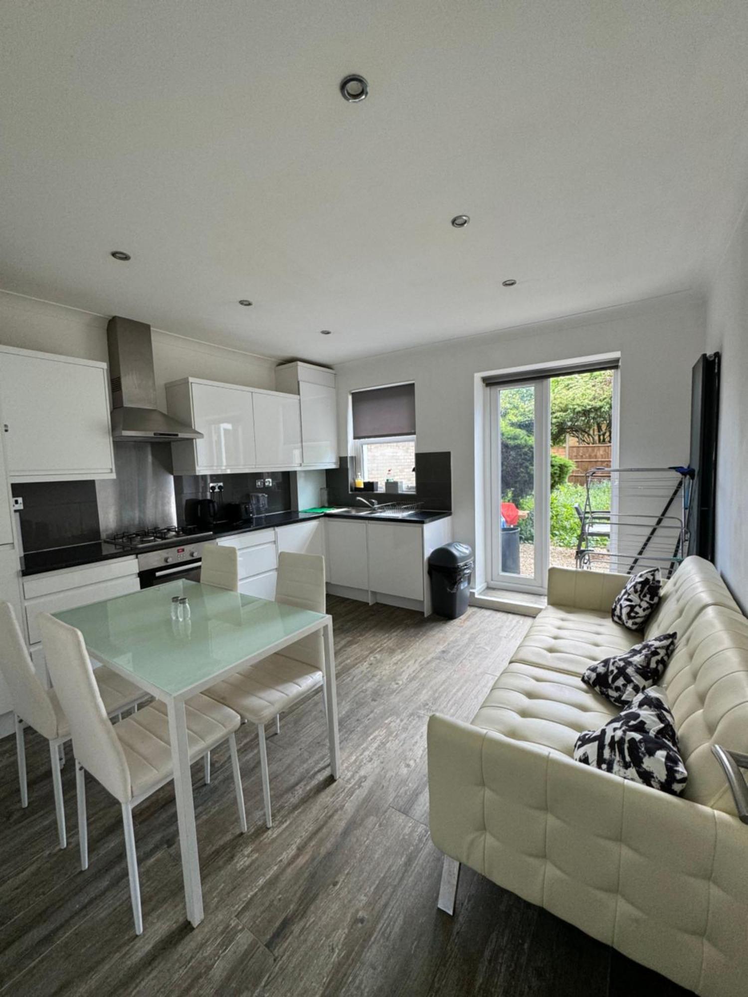 Apartamento Manor Court 1 Londres Exterior foto